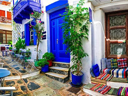 Greek Alley 1000 piece jigsaw puzzle - Quick Ship - Puzzlicious.com