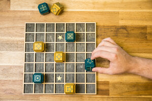 Deblockle - The Strategy Game of Tips and Turns - Quick Ship - Puzzlicious.com