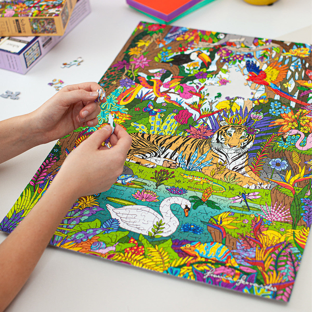 Jungle Tiger 500 Piece Puzzle - Quick Ship - Puzzlicious.com