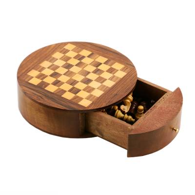 Battle of the Minds Handmade Portable Wooden Chess Set - Quick Ship - Puzzlicious.com